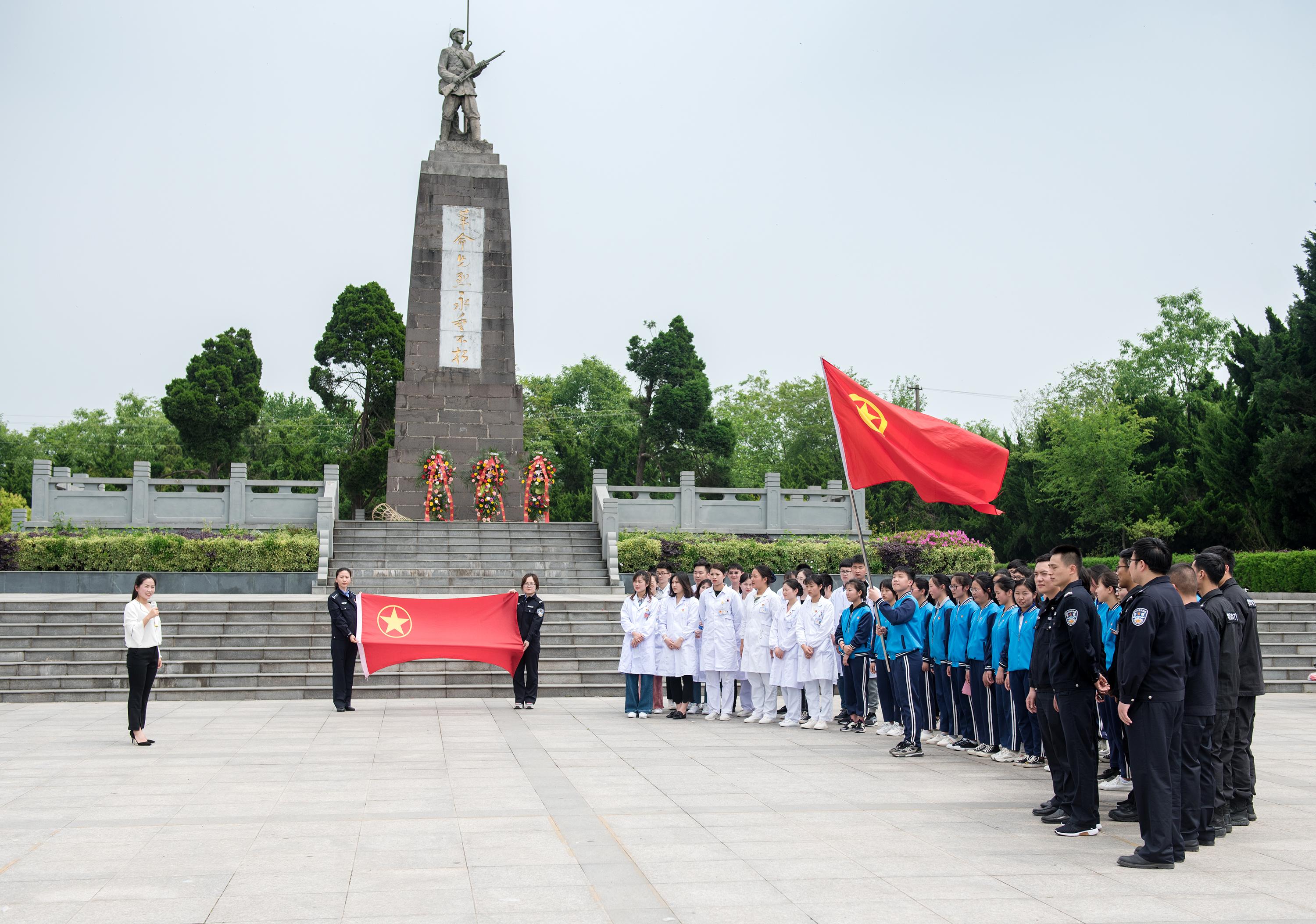 位于来安县半塔镇的皖东烈士陵园是红色教育基地 本网通讯员 吕华 摄
